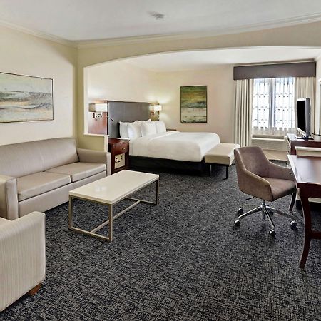 Best Western Plus Downtown Inn & Suites Хюстън Екстериор снимка