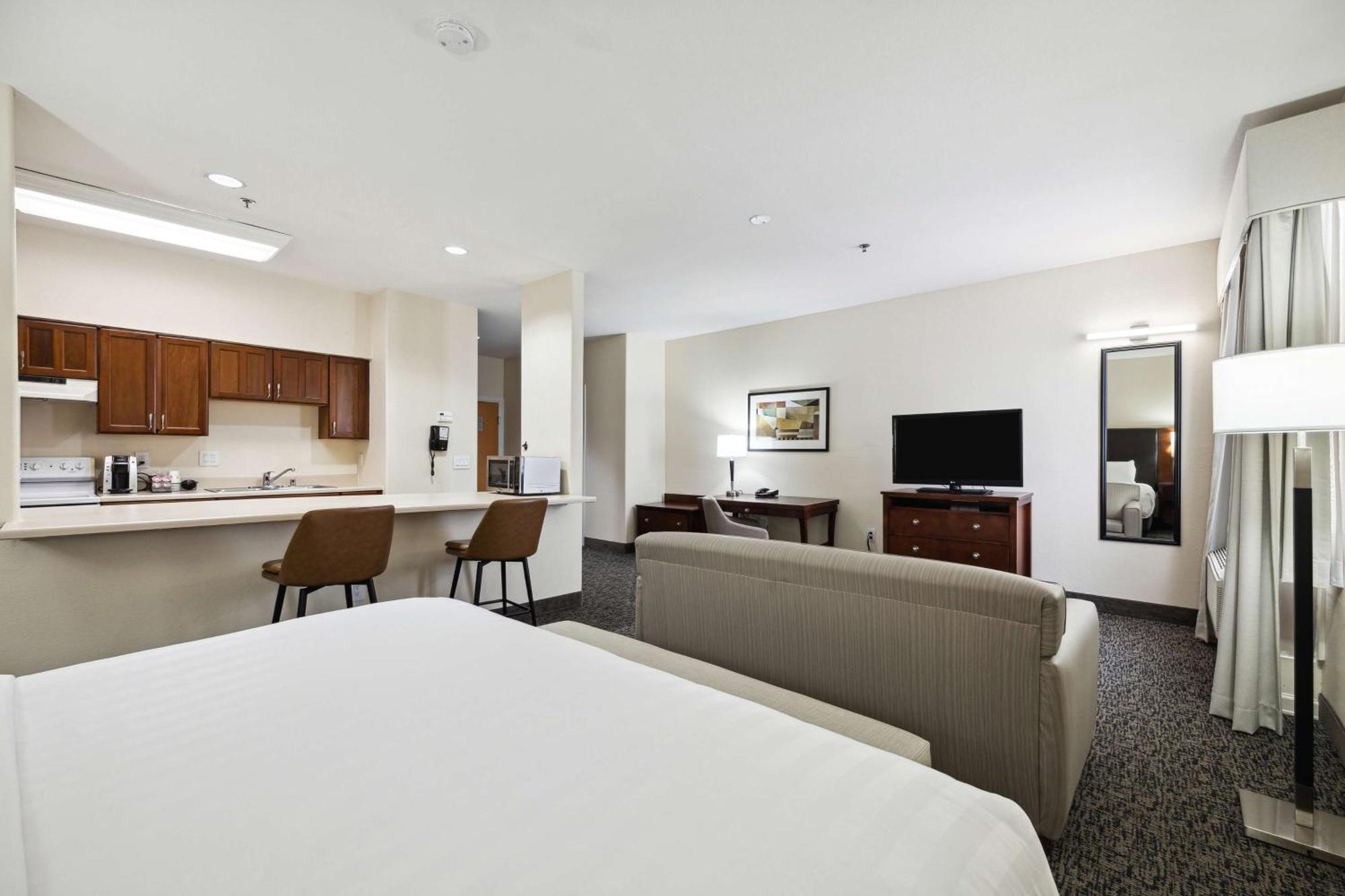 Best Western Plus Downtown Inn & Suites Хюстън Екстериор снимка