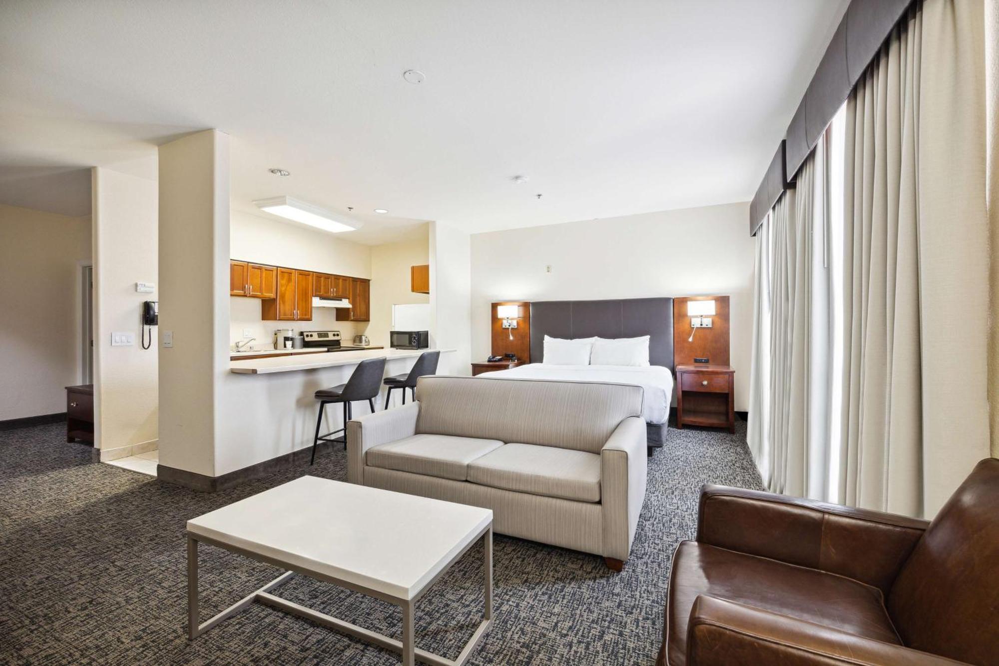 Best Western Plus Downtown Inn & Suites Хюстън Екстериор снимка